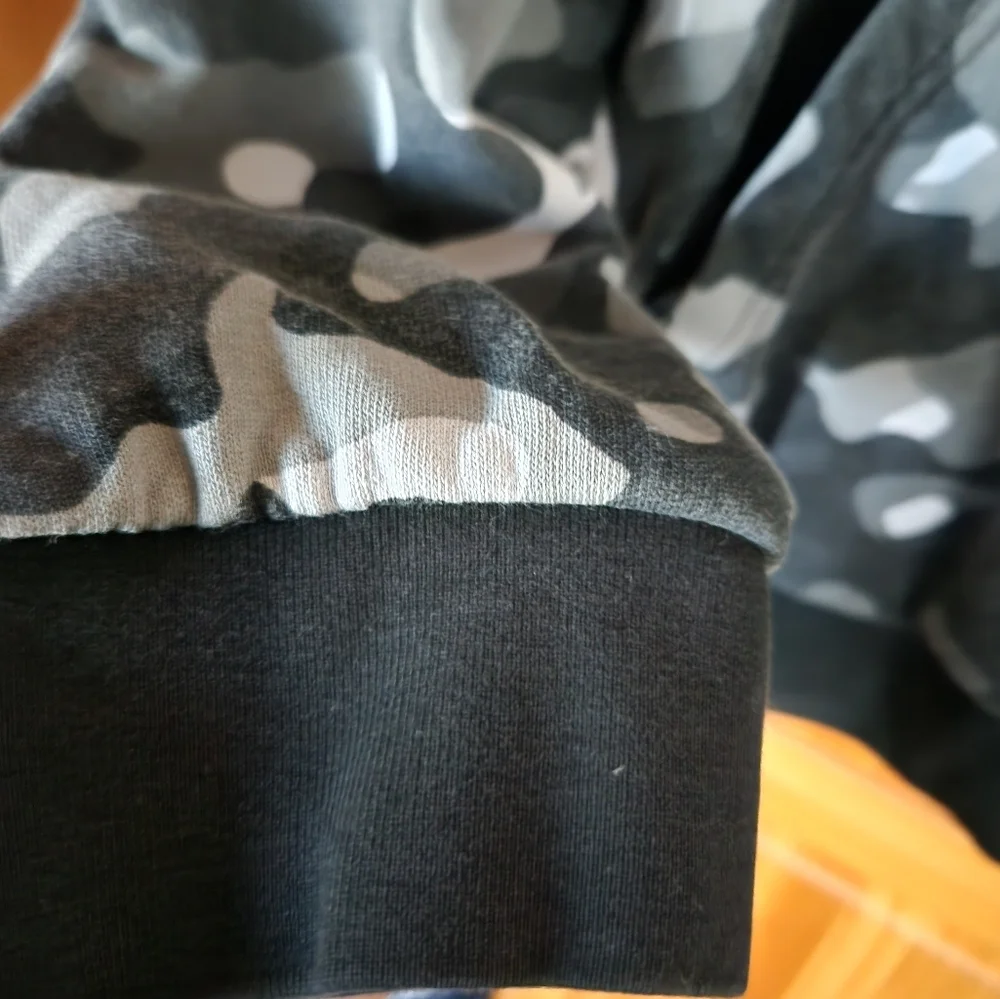 Boys Adidas Camouflage Hoodie - Picture 5 of 9